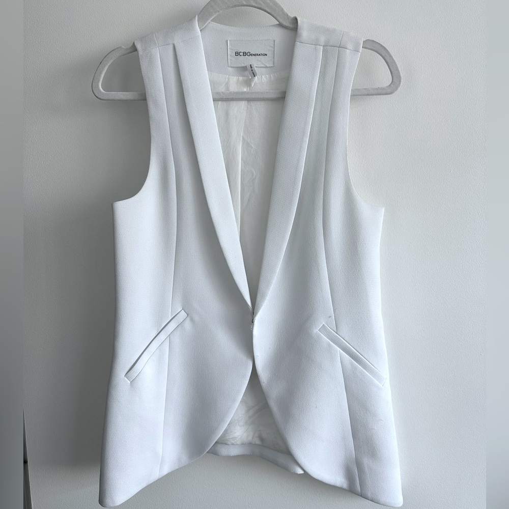 BCBGeneration White Sleeveless Blazer Vest